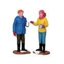 Lemax Chit Chat Time set of 2 Lemax Chit Chat Time set of 2