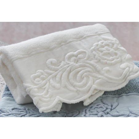 Mastro Raphael set spugna 2 pezzi Dune Merveille con ricamo - Bianco Mastro Raphael set spugna 2 pezzi Dune Merveille con ricamo - Bianco
